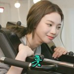 [댓글부탁해] 카리나 오른쪽 얼굴 첨 봐