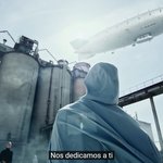 나오는 비행선 어디서 본 거 같았는데 '<b>리듬</b>타'에 나오는 그거였어