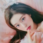 솔직히 <b>레벨</b> 아이린 얼굴 부럽지않음?