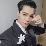 본인 피지컬이 이상하다는 아이돌