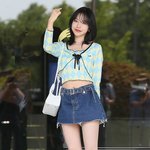 <b>조유리</b> 다리 이쁨