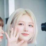 이정도 백금발 하려면 <b>탈색</b> 몇번이나 해야함?