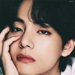 <b>눈</b> 마주치기도 힘들 <b>남</b>돌 잘생김