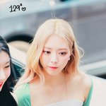 <b>유나</b> 무슨 뜨는 사진마다 레전드찍네