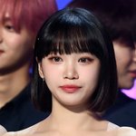 [댓글부탁해] 김채원눈으로쌍수하면 소세지눈됨?..