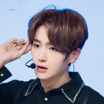 와 얼굴 쩐다 진짜