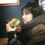 수지가 ㄹㅇ <b>평범</b>한거 같은데 볼수록 예쁨