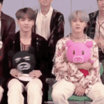 [군대] 아 <b>몰라</b> 난 방탄 덕질 잼나게 할거임