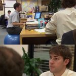 직장 동료가 의자를 짐볼로 바꿨을 때