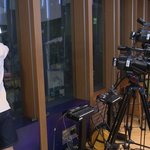 [몬스타엑스] 빨려 들어가듯 창 가까이서