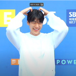 [유트부] 김우빈, <b>우빈</b>이가 전하는 하트 선물 세트!··· '컬투쇼'...