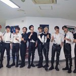 타팬들아 여기서 <b>덥뮤</b>다 3명 맞춰봐