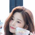 특유의 <b>청아</b>함이 매력인 아이돌