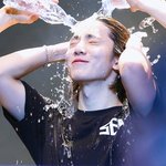 <b>장발</b>은 <b>미남</b>의 특권 in 아이돌