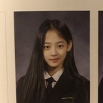 [드루와] 뉴진스 민지 중학교 <b>졸업</b>사진