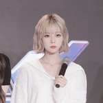 [19] <b>윈터</b> 단발 이거 펌으로는 안되나