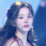 <b>설윤</b>이가 너무 좋다