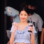 근데 새삼 판 열등감 진짜 심하지 않냐?..?