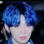 [댓글부탁해] 블루로 <b>염색</b> 해본사람ㅠㅠ