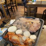 [댓글부탁해] 이 고깃집 사진 보고 남자랑 둘이 밥 먹었다고 싸우고...