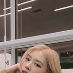 <b>sns</b> 맛집으로 소문난 아이돌