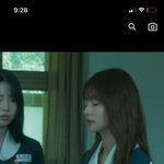 이거 <b>머리색</b> 머야?