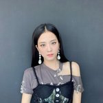 블핑 버츄얼 뮤비 <b>실물</b> 비교