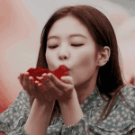 뉴진스 <b>이틀</b> 뒤에 드뎌 컴백 ㅜ