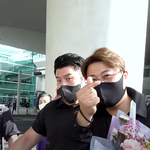 [모두드루와] 김호중 <b>입국</b> 찐 감동시