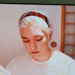 [NCT칠프] 태용이 <b>머리띠</b> 여자 사이즈 아냐~?