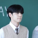 [댓글부탁해] 2학기 때 전학생