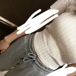 나 <b>뱃살</b>있어보여?????