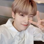 얘는 강아지<b>상임</b> 고양이<b>상임</b> 둘다아님?