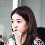 <b>인소</b> 여주보다 설정 과다인 여돌