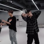 [NCT드림] 익숙한 체크.. 익숙한 모자...