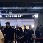아까 <b>코엑스</b> 시사회에 지수 로제 왔었대