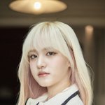 나만 리즈 <b>흑발</b> ㅂㄹ냐?