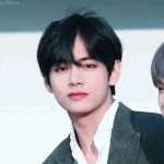 [방탄소년단] 활짝 웃는 모습이 <b>힐링</b> 그 자체인 뷔