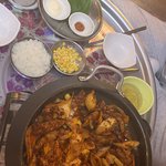 <b>동네</b> 찐맛집 추천하고가자