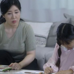 딸아이가 그림을 그리는데 입을 S로 그려요