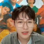 [이것좀봐줘] <b>런쥔</b> 머리 이거 <b>맞음</b>..?