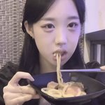 이거 영상에 <b>필터</b> 넣어서 뿌연 건가??