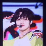 [NCT드림] 얼굴 보느라 이제 봤는데 저 <b>체인</b> 목걸이 안 무겁나