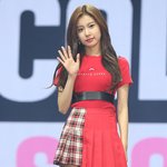 강혜원 얼굴 <b>미세</b>하게 달라졌는데 뭐같음?