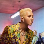 남자연예인들의 진주 <b>ft</b> 송민호