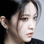 예리 <b>힙</b>한 메이크업도 잘어울린다