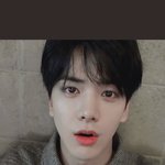 <b>영훈</b> 왜이렇게 이쁨