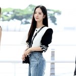 오늘자 인천공항 우주소녀 <b>보나</b> 미쳤다