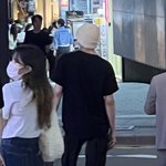 펜타곤 <b>우석</b> 홍대 목격담 떴네