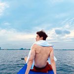 차은우 세부에서 상탈한 사진.jpg